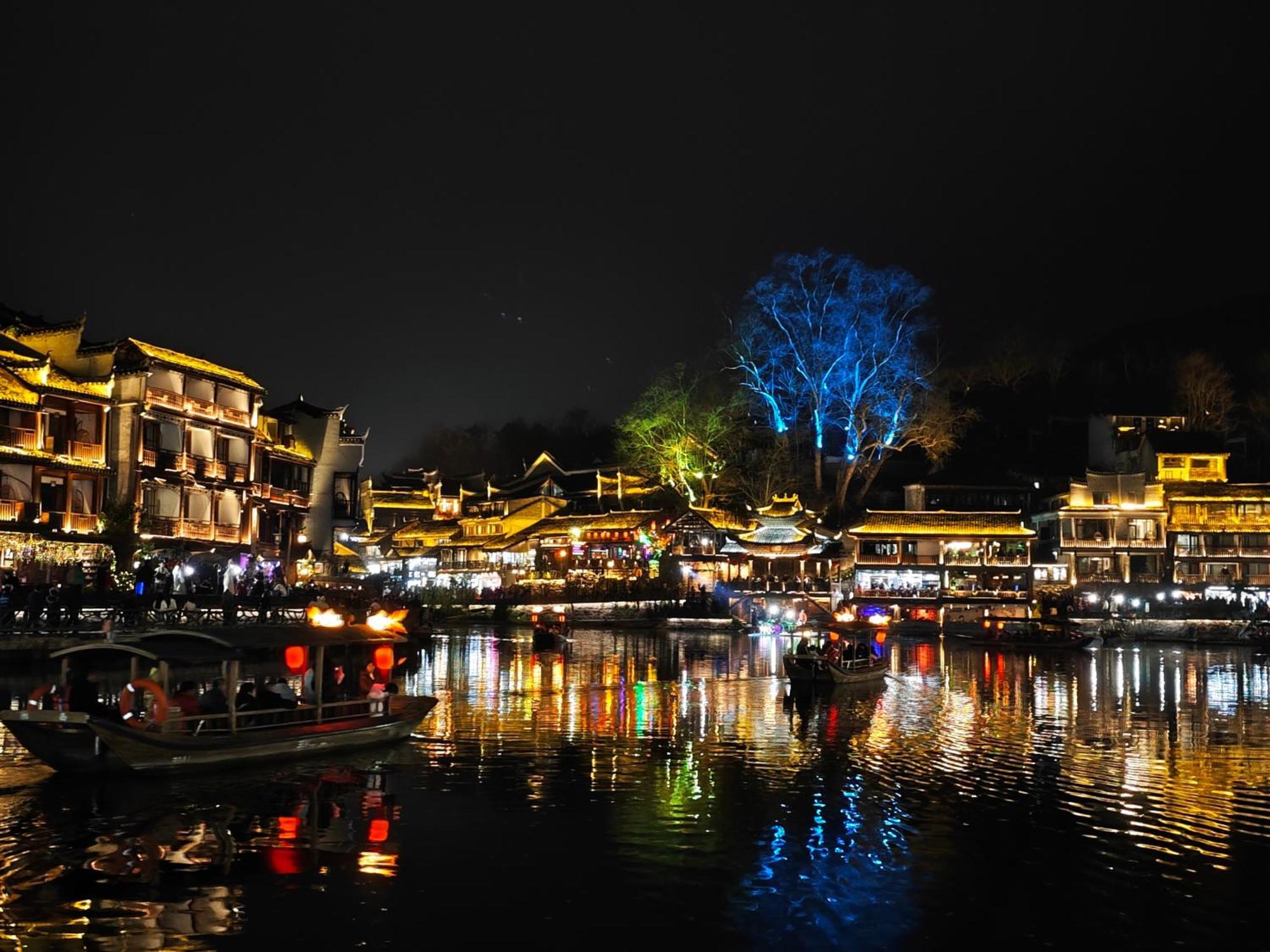 Fenghuang Memory Linjiang Inn Exterior foto